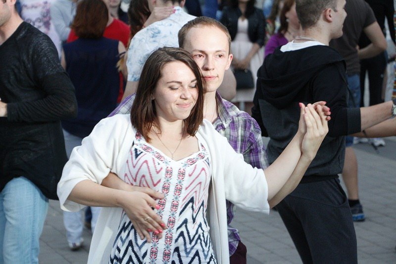 Латиноамериканская страсть: на Фестивальном причале прошел танцевальный вечер 18