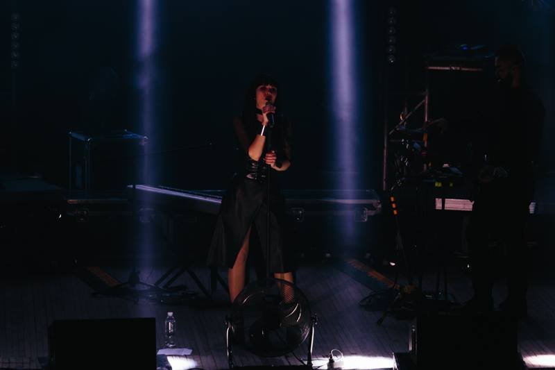 Концерт зажигательных The Hardkiss в Днепре: как это было 4