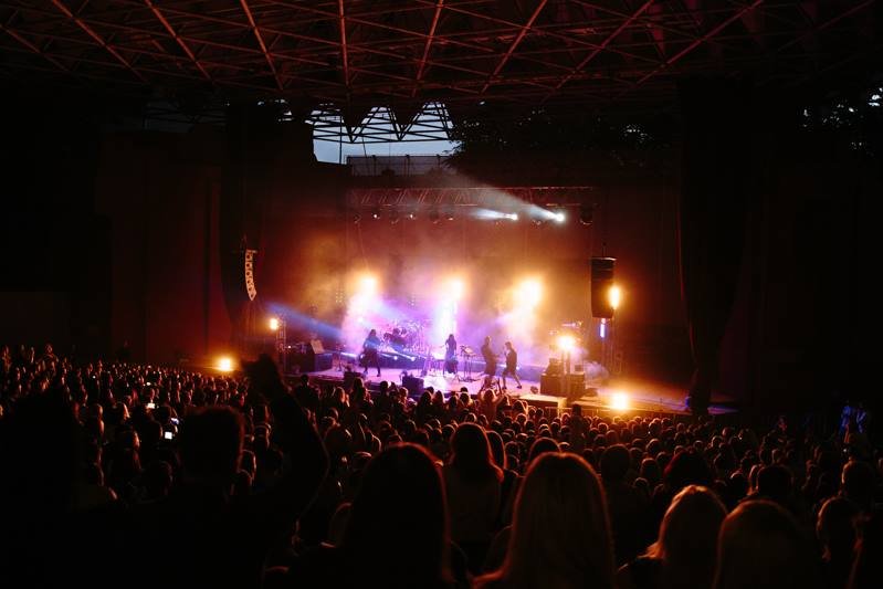 Концерт зажигательных The Hardkiss в Днепре: как это было 13