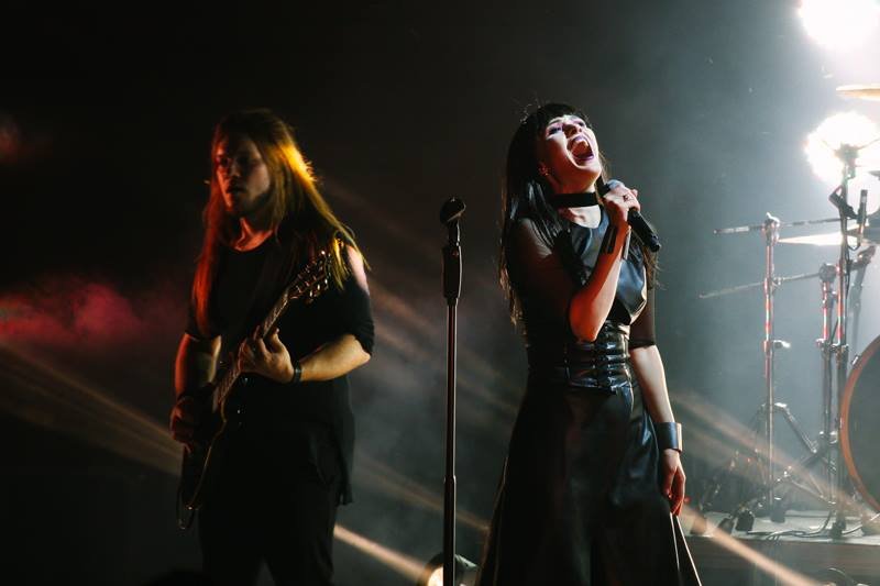 Концерт зажигательных The Hardkiss в Днепре: как это было 16