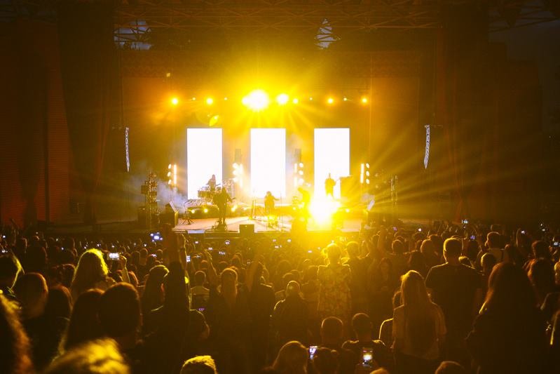 Концерт зажигательных The Hardkiss в Днепре: как это было 19