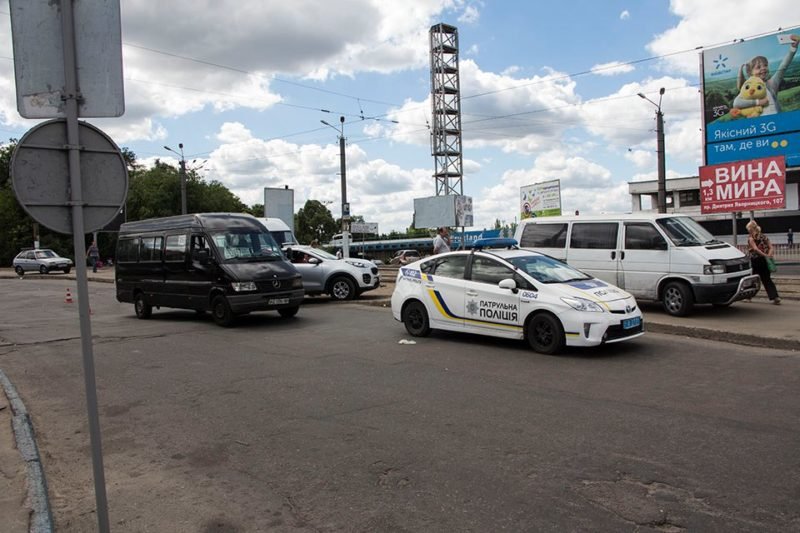 ДТП около автовокзала: KIA ударил маршрутку 2