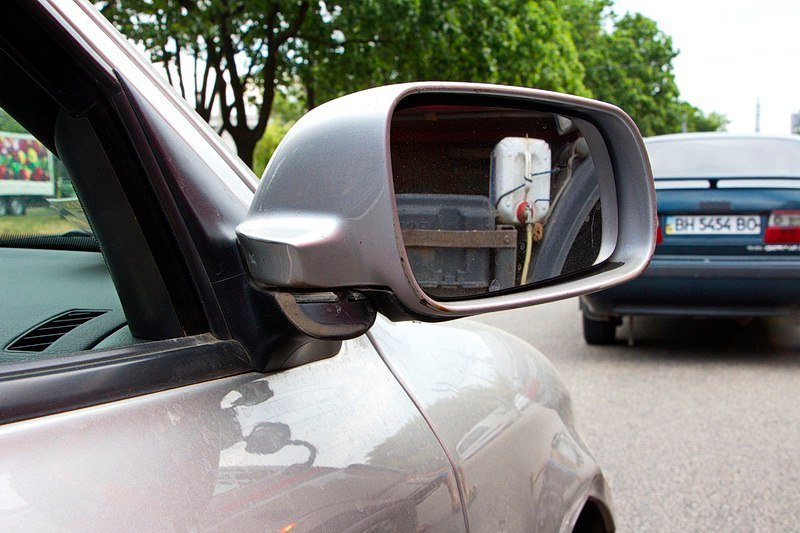 ДТП на Набережной Заводской: столкнулись грузовик DAF и Skoda 5