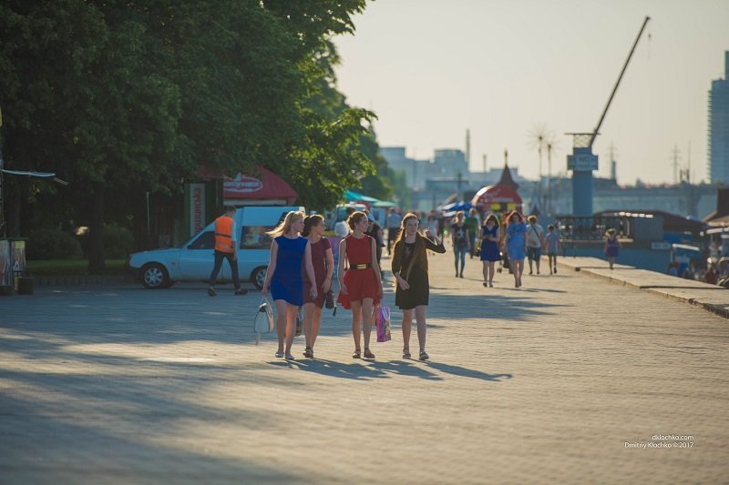 Информатор вышел "на охоту" в Днепре: ищите себя на фотографиях 6