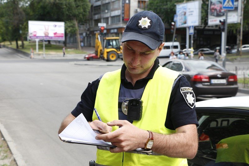 На проспекте Поля троллейбус въехал в маршрутку 7