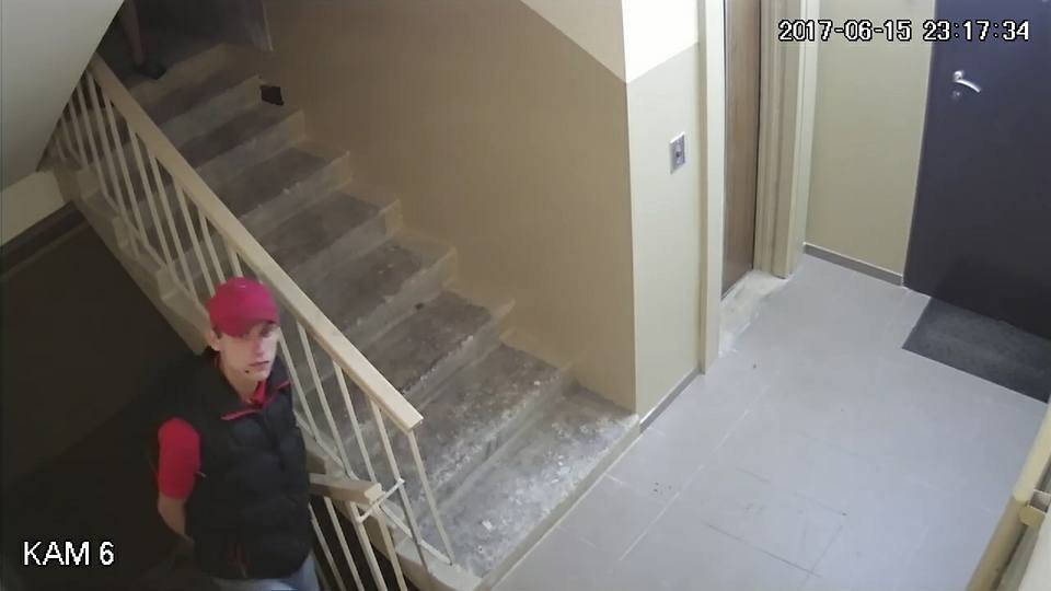 На Набережной Победы парни обокрали подъезд и прославились на весь Днепр 7