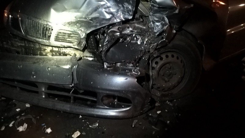 ДТП на Мануйловском проспекте: Daewoo Lanos столкнулся лоб в лоб с Chevrolet 1