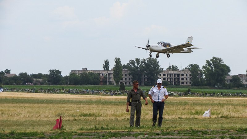 Молнией в небо: в Днепре стартовал авиафест Open Sky 2017 4