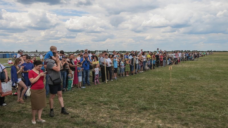 Молнией в небо: в Днепре стартовал авиафест Open Sky 2017 23