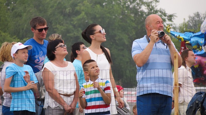 Молнией в небо: в Днепре стартовал авиафест Open Sky 2017 25