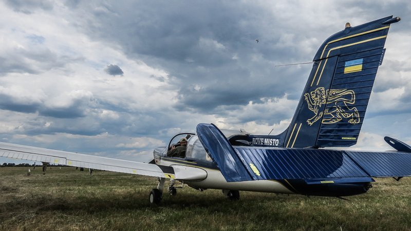 Молнией в небо: в Днепре стартовал авиафест Open Sky 2017 27