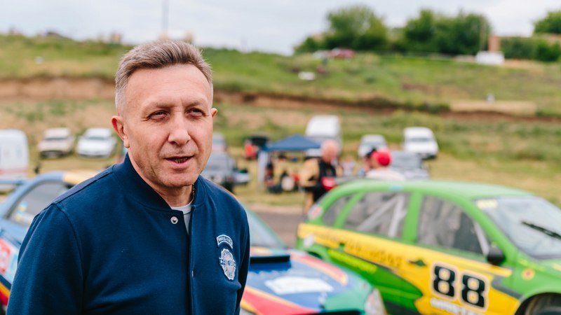 Рев моторов, бешеная скорость и адреналин: под Днепром состоялся Чемпионат по автокроссу 14