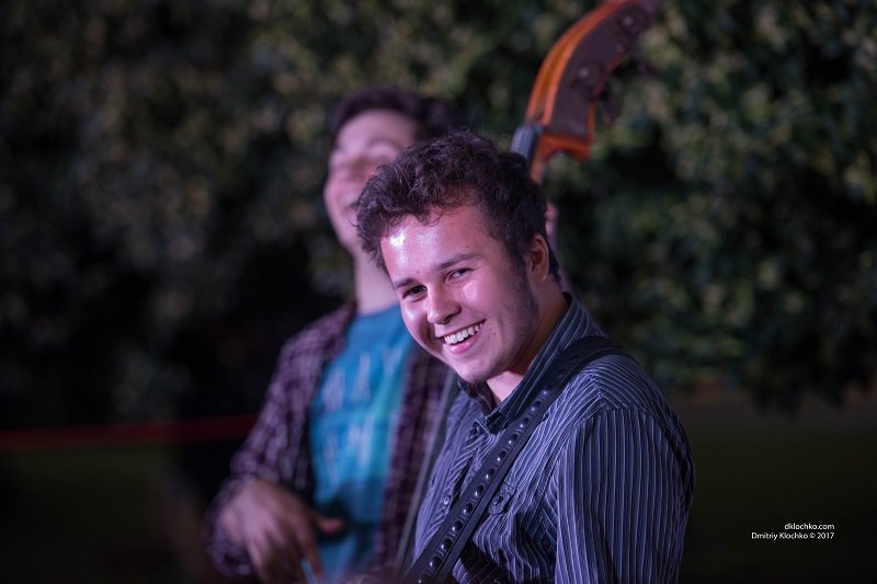 Джаз под открытым небом: в Днепре состоялся концерт "Молодой Пирс" 12