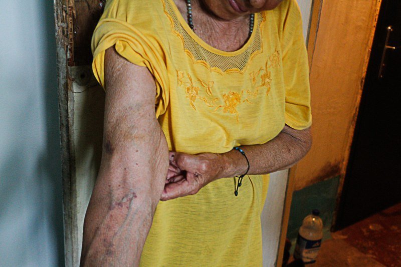 В Днепре задержали мужчину, который хранил в квартире гранаты и издевался над матерью 5