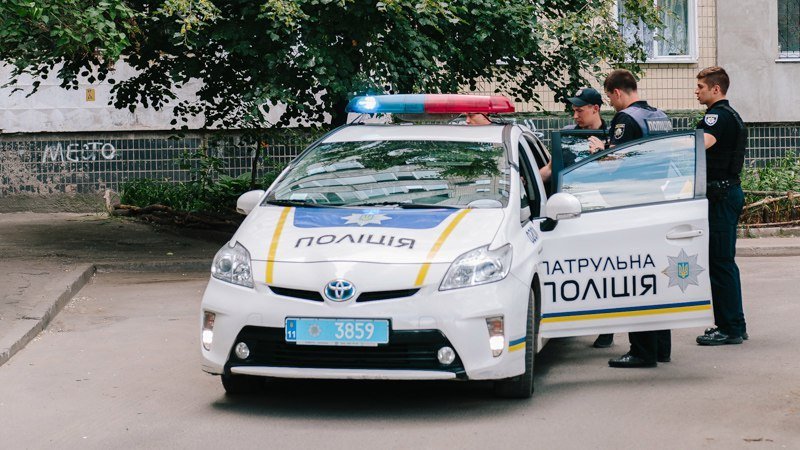 В Днепре задержали мужчину, который хранил в квартире гранаты и издевался над матерью 7
