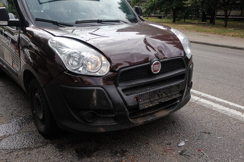 Тройное ДТП на Космической: столкнулись Fiat, Mitsubishi и Skoda 4