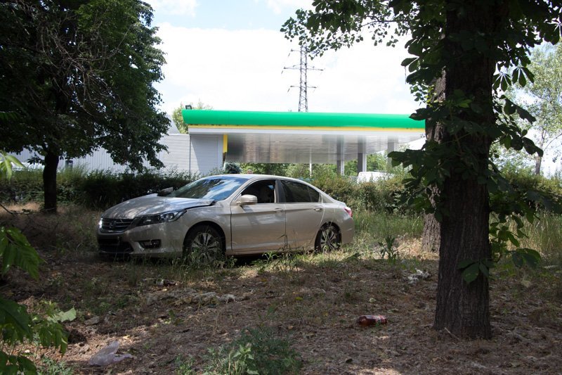 ДТП на Набережной возле WOG: столкнулись BMW и Honda, пострадали две беременные женщины 2