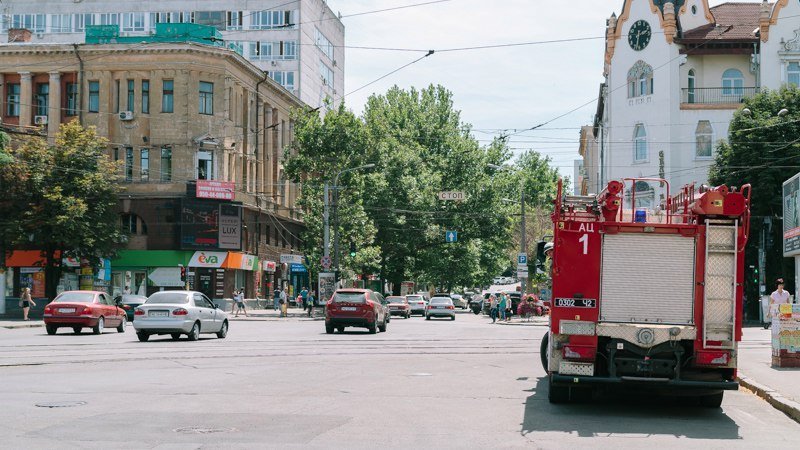 Пожарные и сирена: что происходило в Торговом доме Library 4