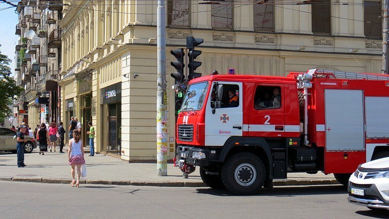 Пожарные и сирена: что происходило в Торговом доме Library 6