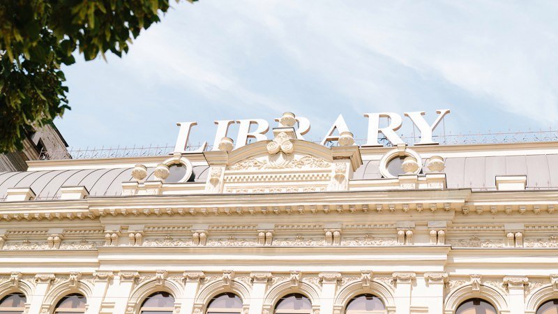 Пожарные и сирена: что происходило в Торговом доме Library 7