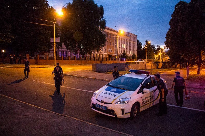 В центре Днепра заминировали территорию здания СБУ 1