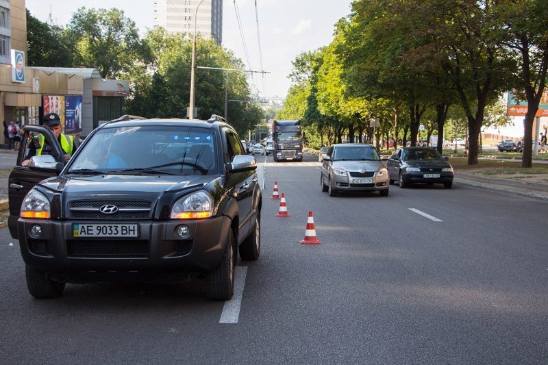 На проспекте Поля Hyundai сбил пожилого мужчину 3