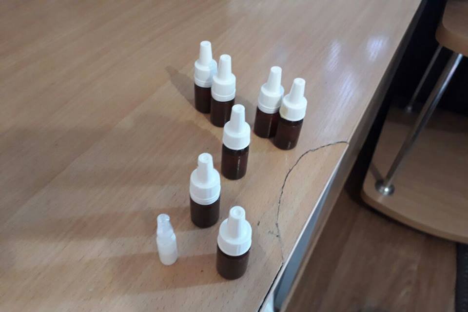 25 тысяч гривен в день: в Днепре женщина занималась продажей опия 2