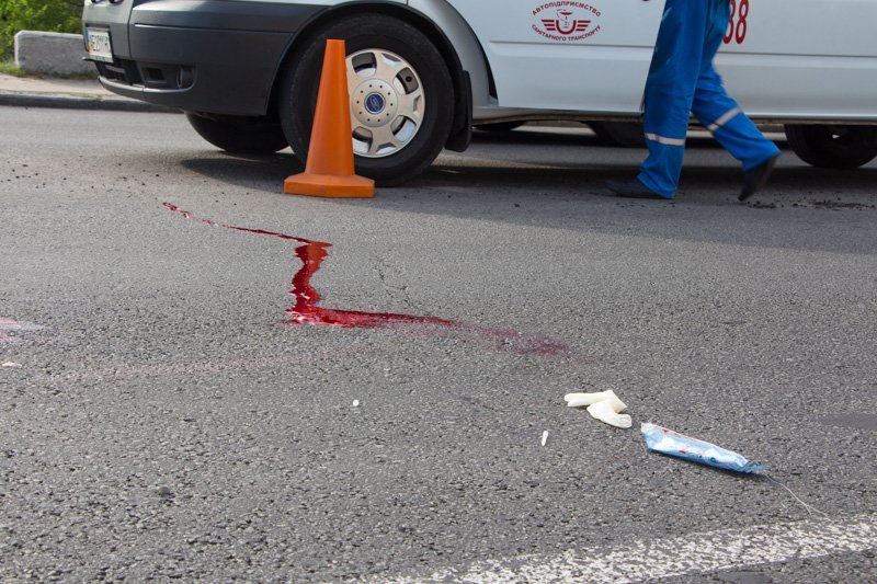 Страшное ДТП на Новом мосту: инвалид сбил 13-летнюю девочку 9