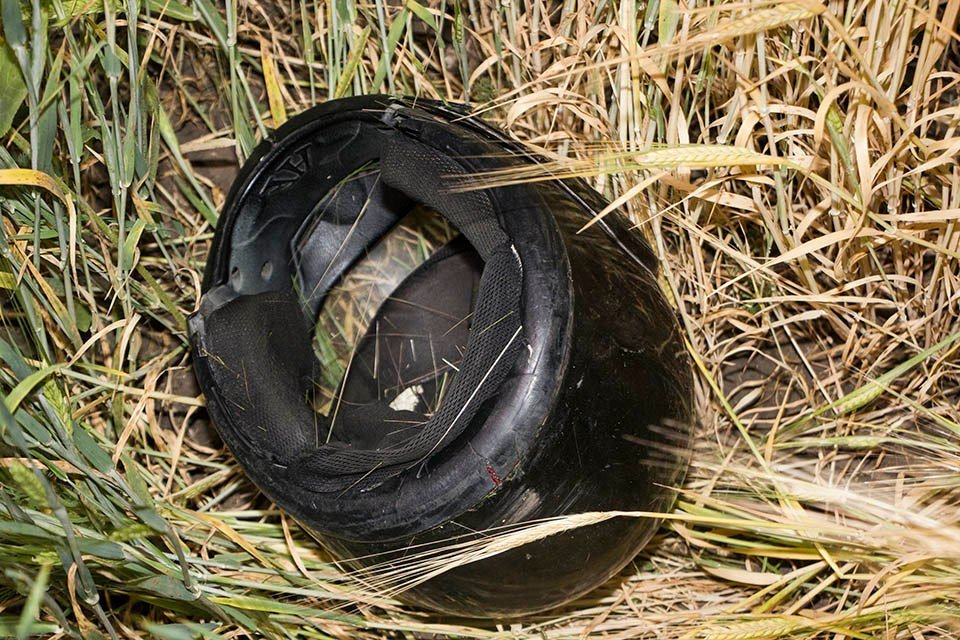 ДТП на Яснополянской: мужчина на скутере вылетел в кювет 3