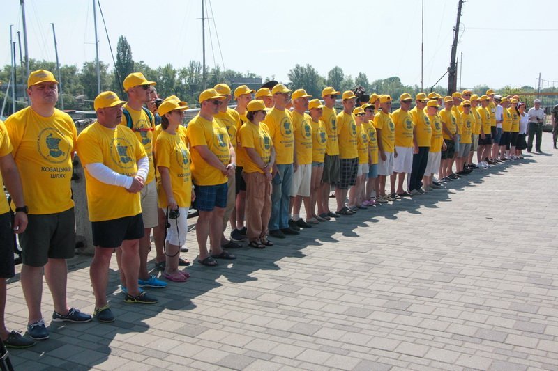 500 километров по воде: в Днепре стартовала недельная регата "Козацький шлях" 1