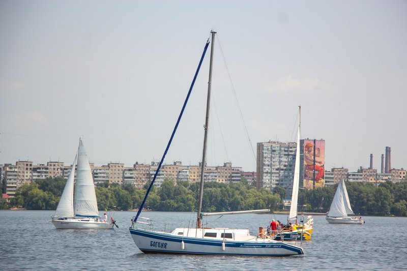 500 километров по воде: в Днепре стартовала недельная регата "Козацький шлях" 15