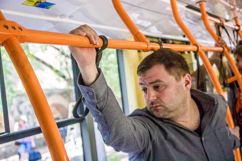 По Яворницкого перестанут ходить маршрутки и автобусы: узнай почему 4
