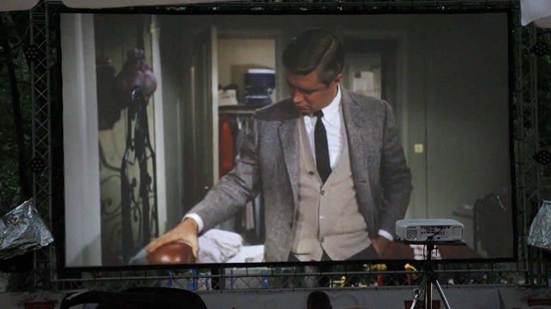 В парке Глобы под открытым небом показали фильм "Завтрак у Тиффани" 9