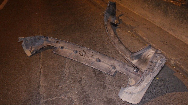 Молодежь за рулем: в ДТП на Яворницкого столкнулись Mitsubishi и Volkswagen 3