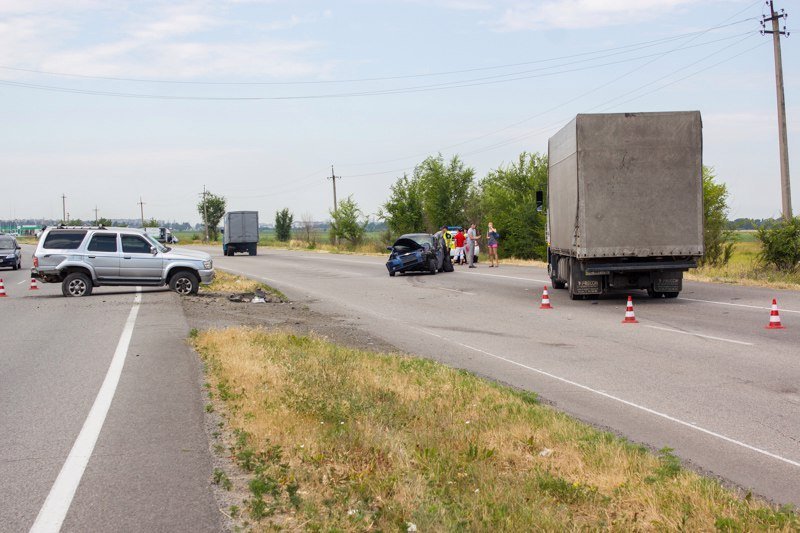 Двойное ДТП на Донецком шоссе: пострадал ребенок 6