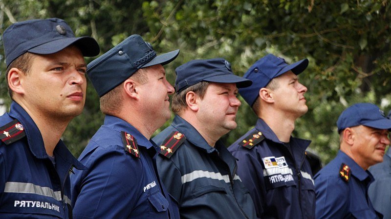 Вой сирен, пожарные и скорая: что происходило на проспекте Героев 9