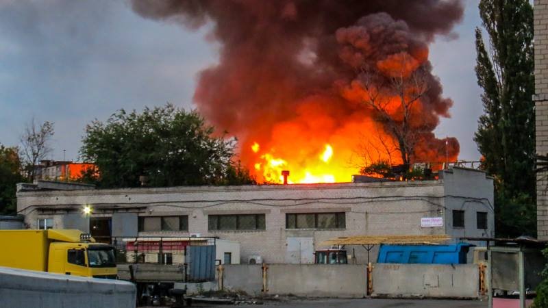 Пожар на Осенней: появились фото и видео из эпицентра события 9