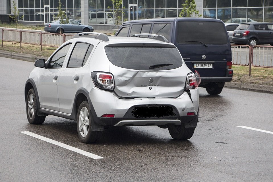 Дождь как сюрприз для водителей: за полтора часа в Днепре произошло 5 ДТП 1