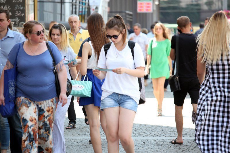 Информатор вышел «на охоту» в Днепре: ищите себя на фотографиях 9