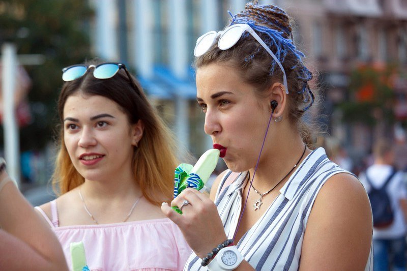 Информатор вышел «на охоту» в Днепре: ищите себя на фотографиях 16