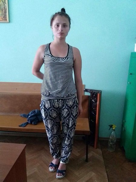 Сонька - Золотая ручка: в Днепре 20-летняя девушка воровала украшения 1