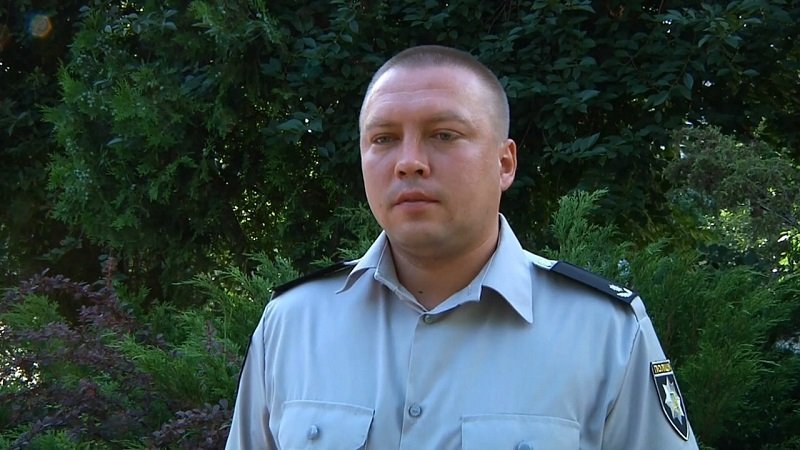 Сонька - Золотая ручка: в Днепре 20-летняя девушка воровала украшения 2