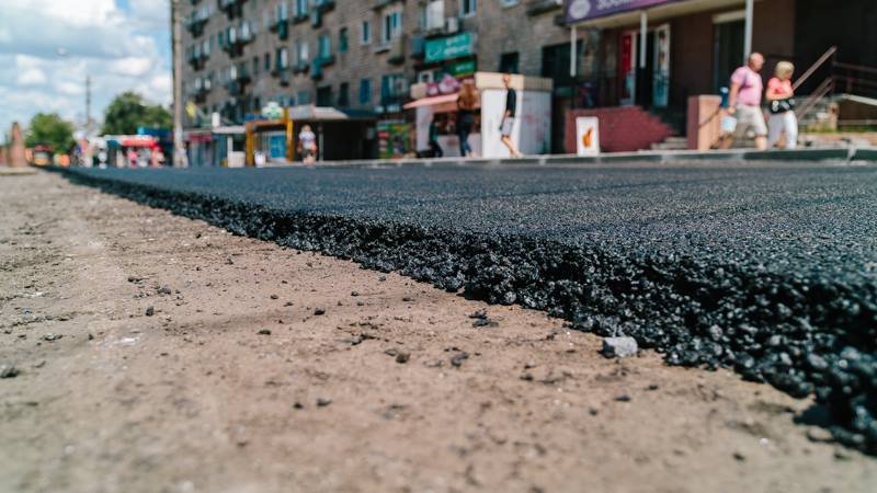 Борис Филатов проверил, как проходит ремонт дороги на Западном 2