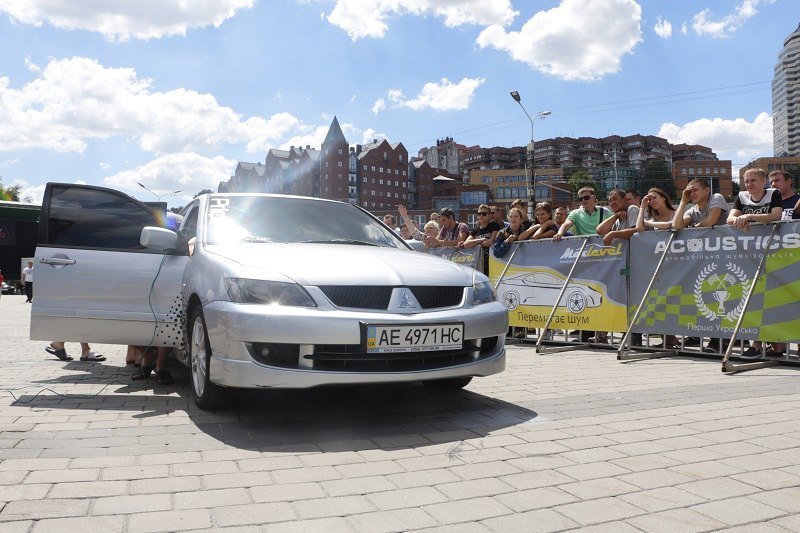 В Днепре проходит чемпионат по автозвуку и автотюнингу "ЕММА-Украина" 7