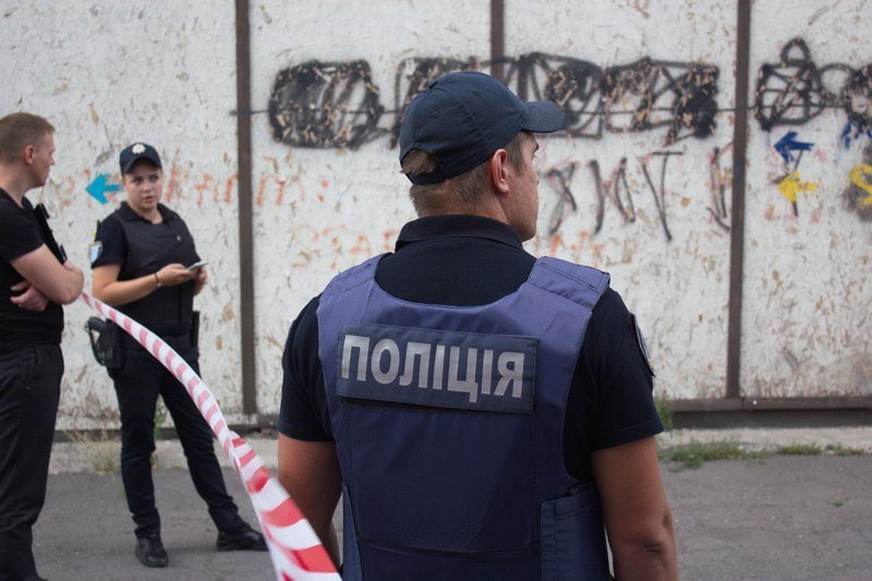Пожар возле Нового моста: горел склад макулатуры 3