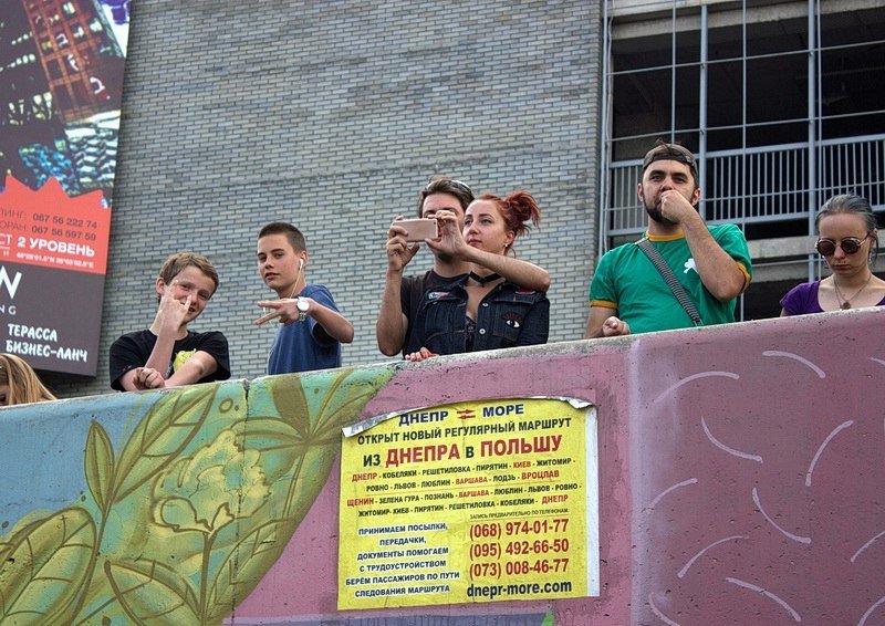 Пожар возле Нового моста: горел склад макулатуры 5