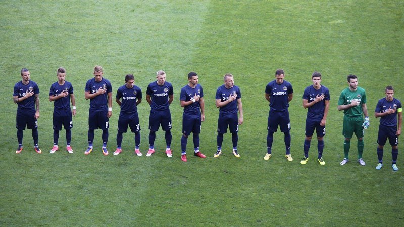 На "Днепр-Арене" впервые сыграли СК "Днепр-1" и ФК "Буковина" 2