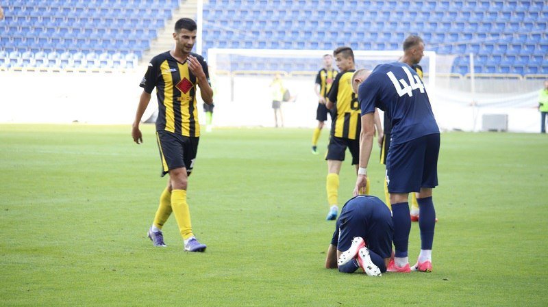 На "Днепр-Арене" впервые сыграли СК "Днепр-1" и ФК "Буковина" 7