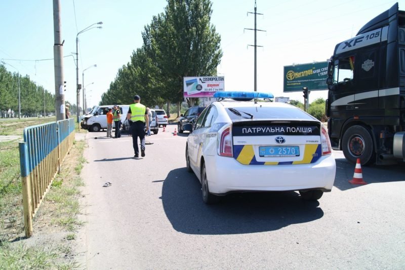 В ДТП на Петрозаводской столкнулись Renault и Dacia: пострадал ребенок 3