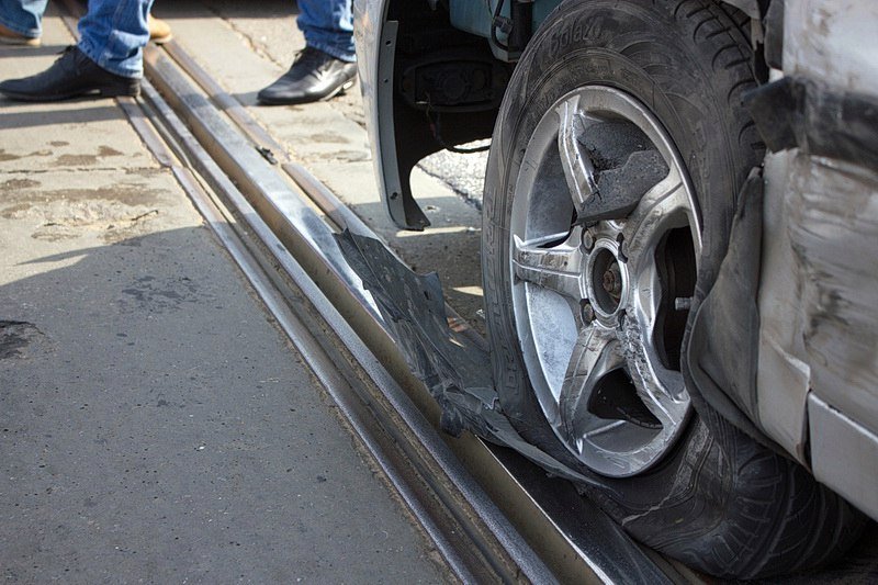 ДТП на Старом мосту: дорогу не поделили два Lanos 8